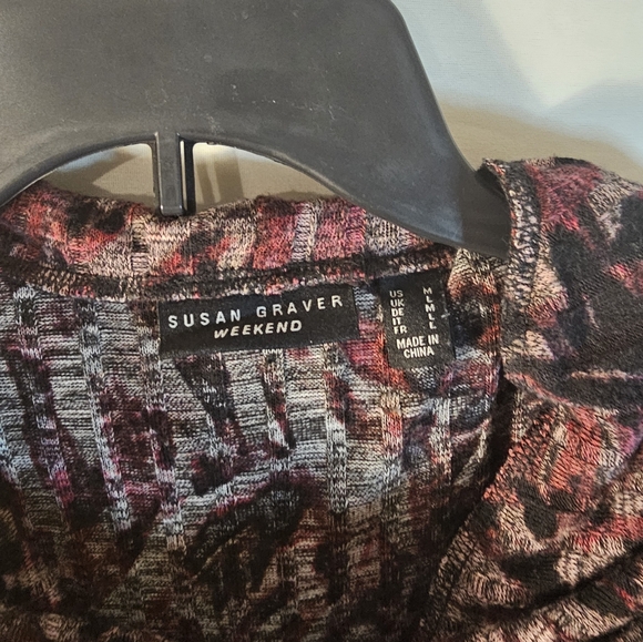 SUSAN GRAVER Weekend Cowl Neck Black & Burgundy Print Tunic NWOT - Picture 3 of 5